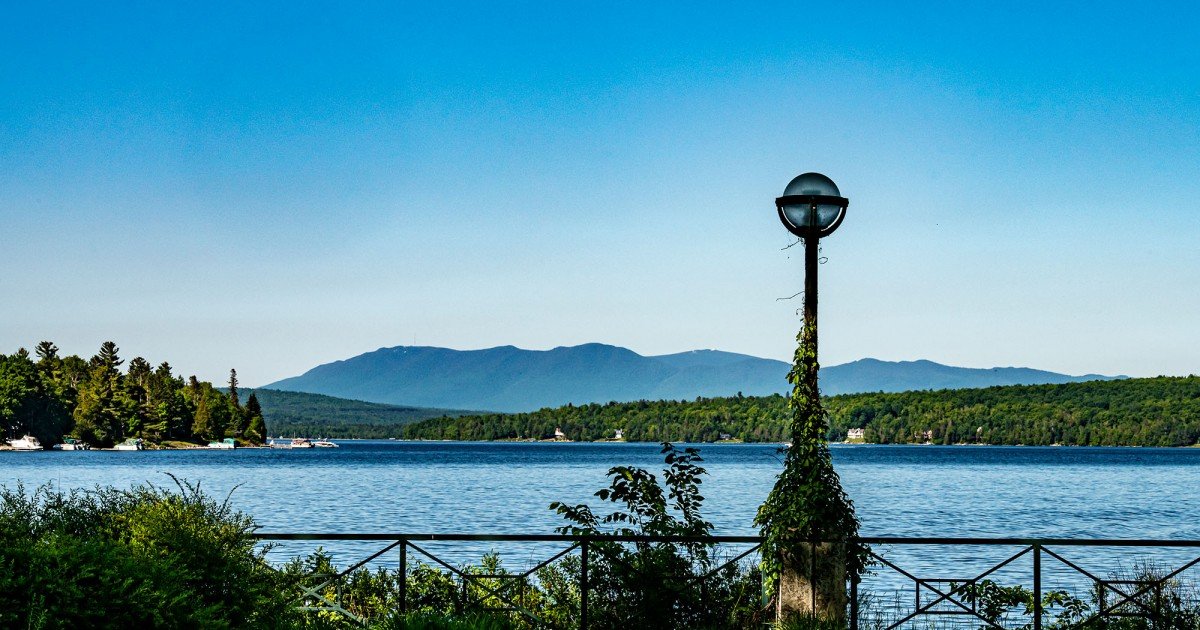 Vue sur le Lac Mégantic, Québec